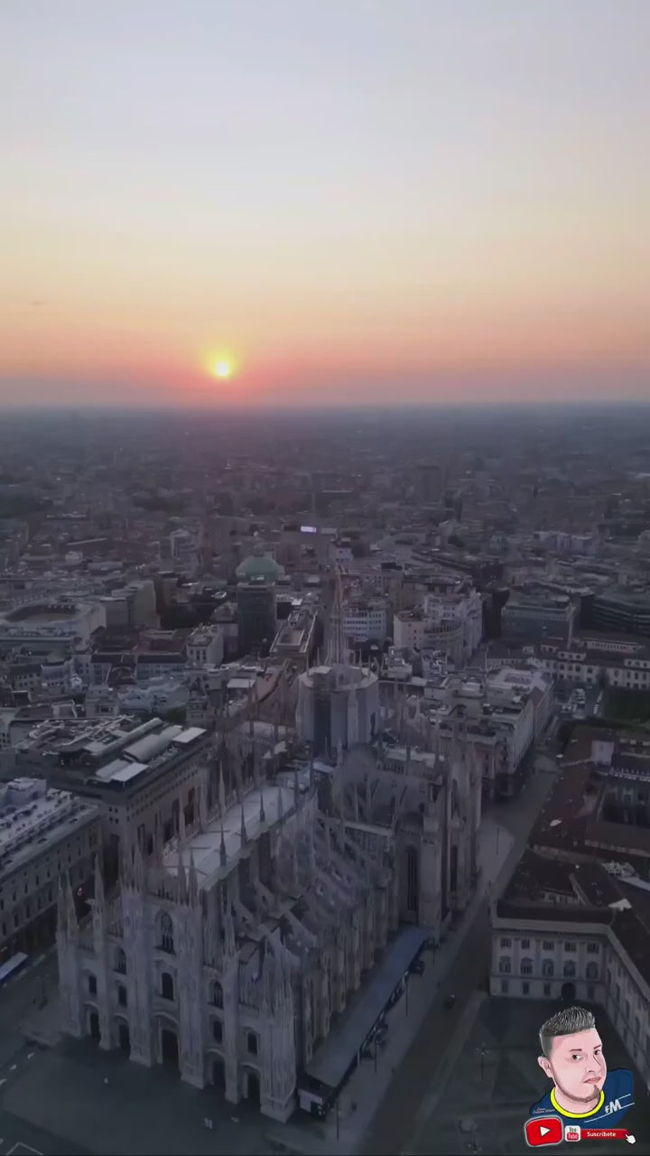 Carica il video: 